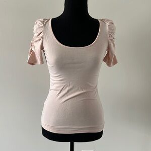 Zara peach ruched sleeve tee